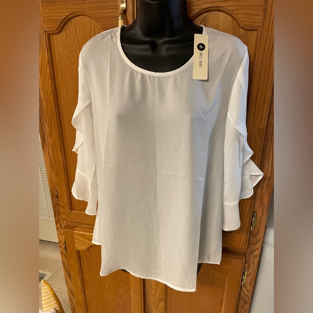 Sweet habit size S blouse NWT